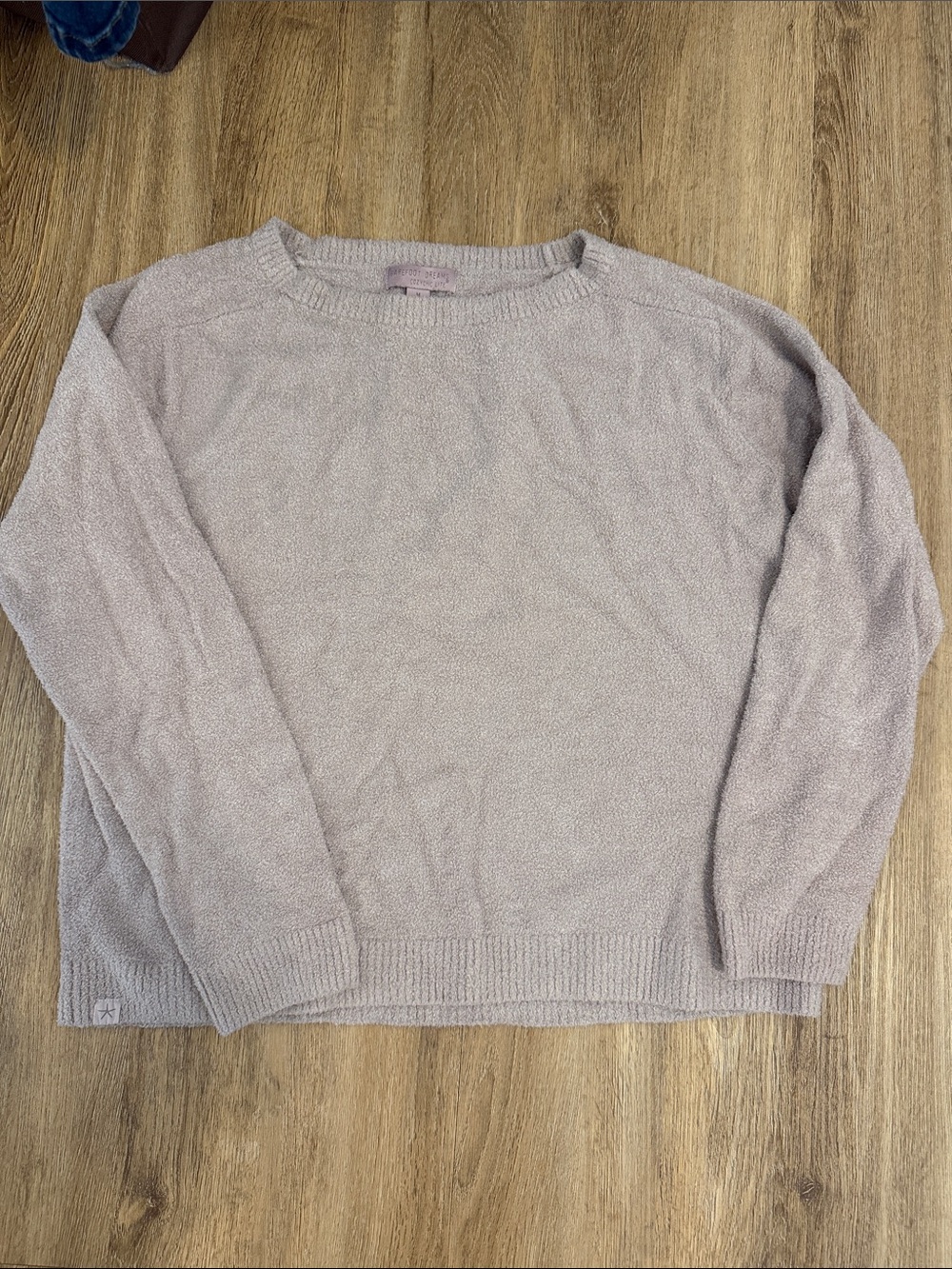 Bearfoot dreams sweater size medium